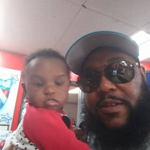 Meet your Posher, Gregory